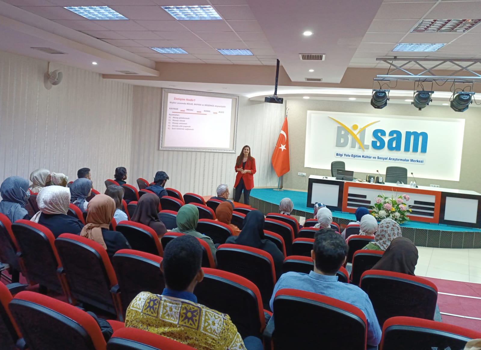 Akademi ve Atölye çalışmalarımız bugün de yoğun bir şekilde devam ediyor...